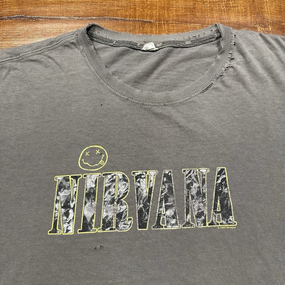 Vintage Nirvana T Shirt Mens XL Gray Smiley Face 1997 Anvil Kurt Cobain Punk VTG